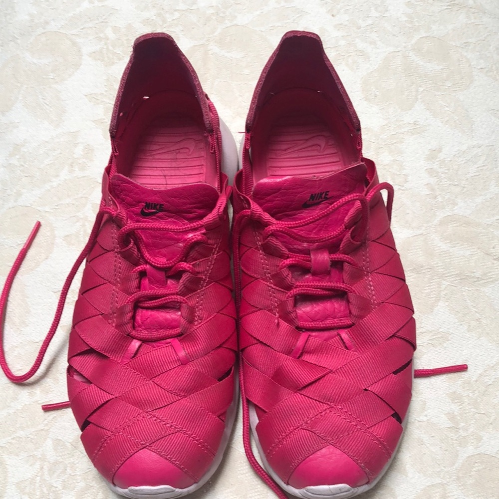 Nike